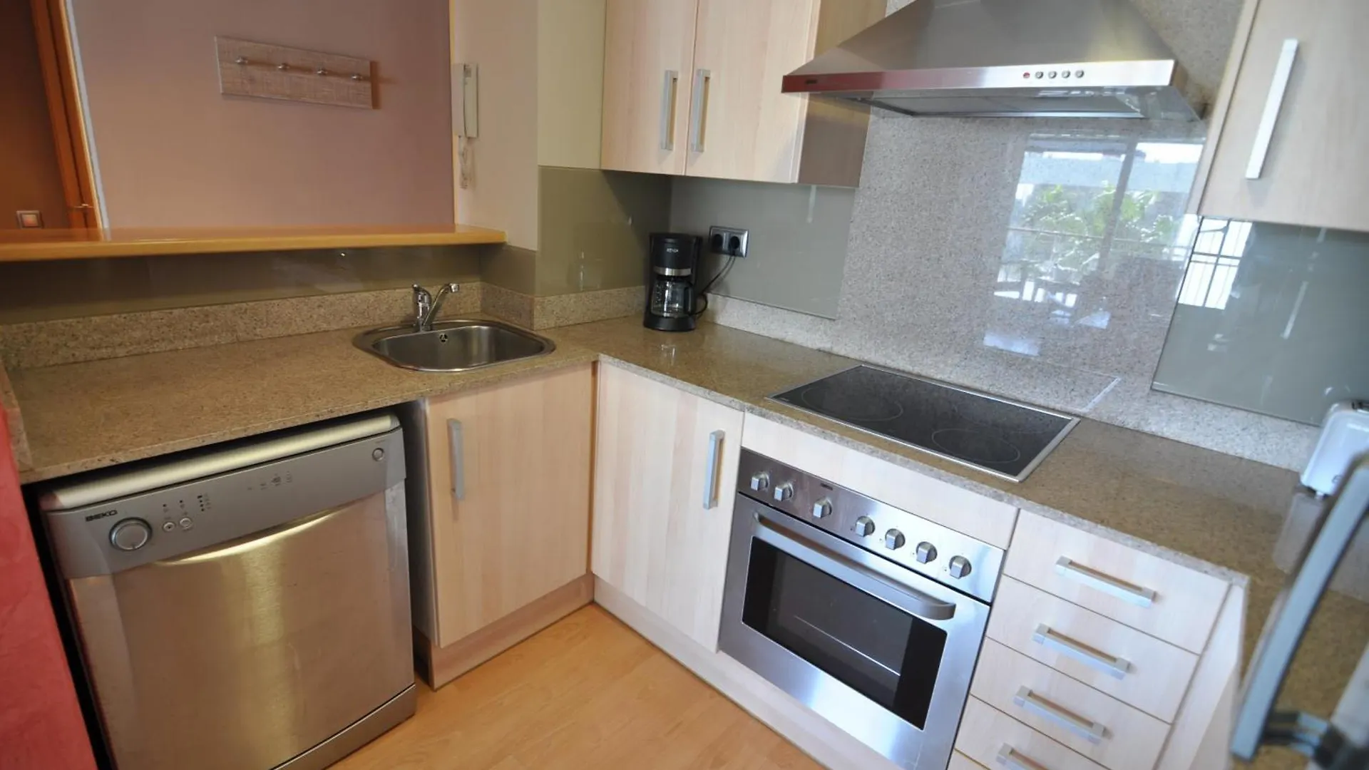 RNET - Portomar Plus Rosas Apartamento
