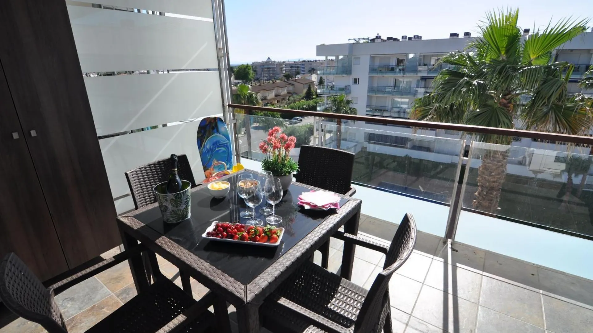 RNET - Portomar Plus Rosas Apartamento