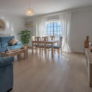 https://apartamento-fenicia-con-aparcamiento-incluido.hotelsincadiz.net